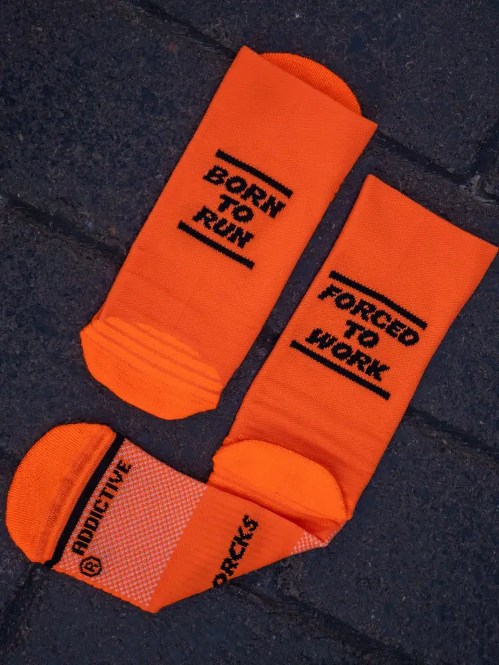 BORN TO RUN ORANGE - SOCK RUNNING